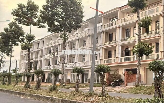 NHÀ 1 TRỆT 3 LẦU, ĐẤT 105M2, ĐƯỜNG NHỰA 24M, KHU DC HOÀNG QUÂN B.MINH