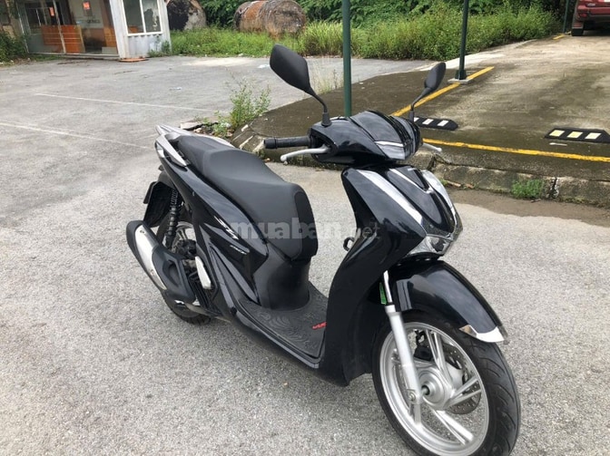 Bán xe SH 150 CBS, mới đi 32 000 KM, lúc mua hồ sơ kỹ thuật xe là 157 