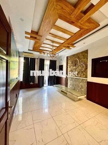 Cho thuê nhà Mt đường nhựa Bà điểm gần An sương