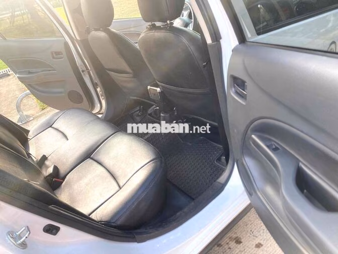 Mitsubishi Attrage 1.2L 2024 Số sàn Trắng, 1 chủ