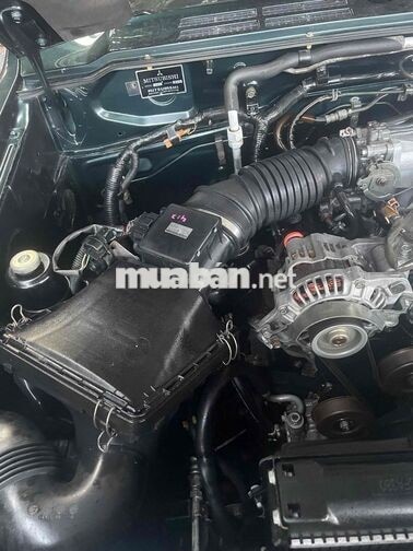Mitsubishi Pajero v33 2003 Xanh vỏ dưa 7 chỗ