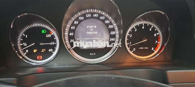 Mercedes C250 CGI Xám 146314 km