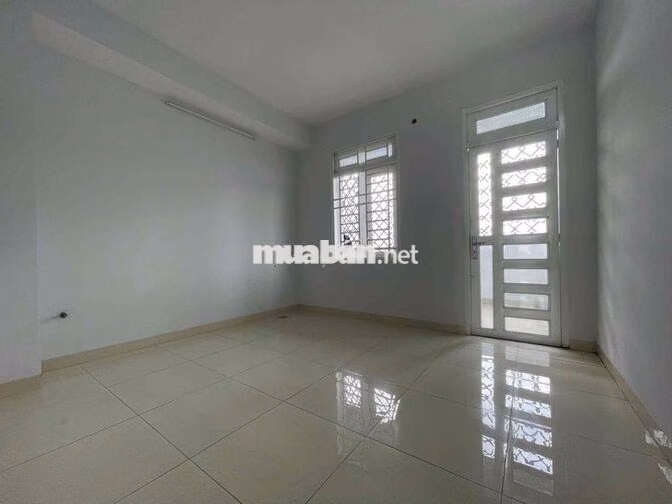 NHÀ SIÊU DÀI RỘNG 4x30 4PN GIÁP CHỢ CẦU ĐỒNG
