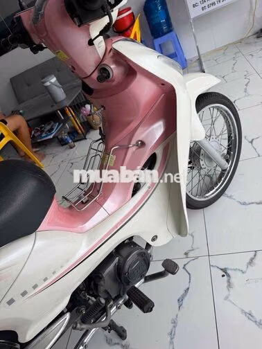 SYM Angela 50cc Trắng hồng