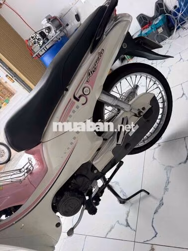 SYM Angela 50cc Trắng hồng