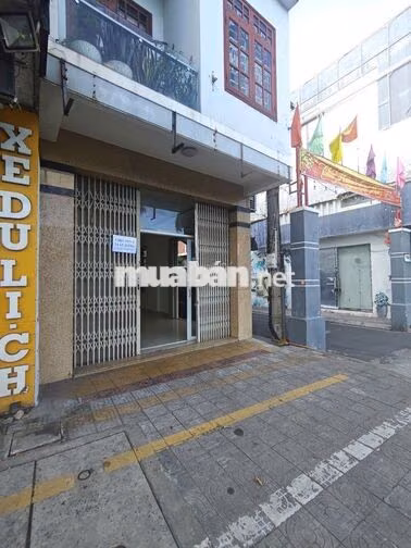 Cho thuê mặt bằng 220 Điện Biên phủ