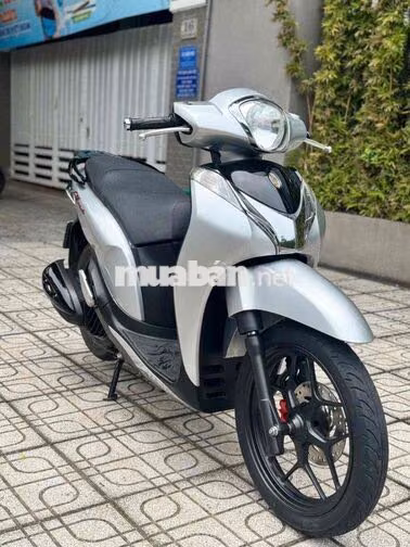 SH Mode bstp( nợ xấu đưa trước e 15tr nhận xe)