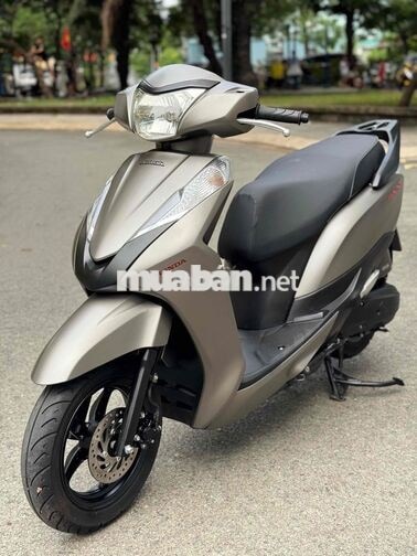 Honda Lead 125 màu Vàng cát full new
