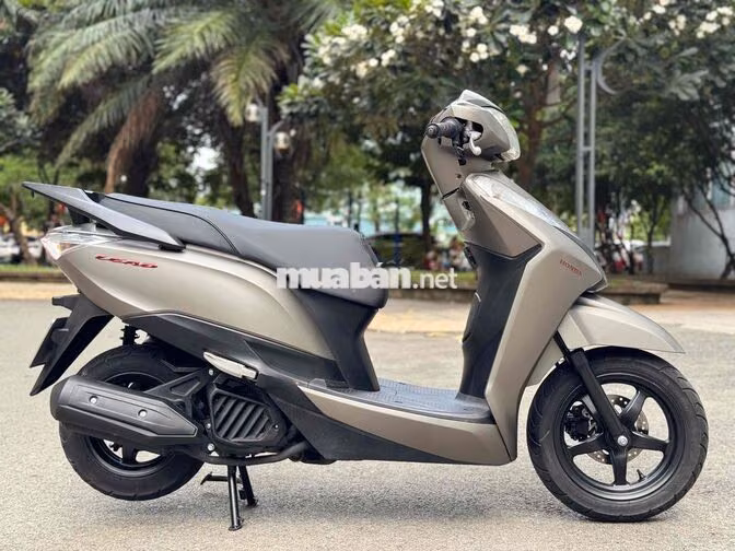 Honda Lead 125 màu Vàng cát full new