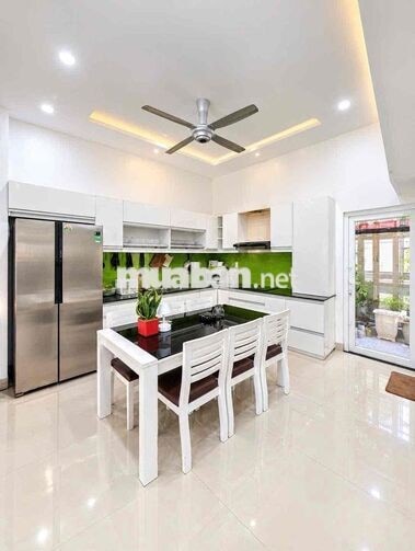 242 CHO THUÊ NHÀ KIỆT Ô TÔ TỐNG PHƯỚC PHỔ
