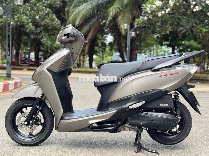 Honda Lead 125 màu Vàng cát full new