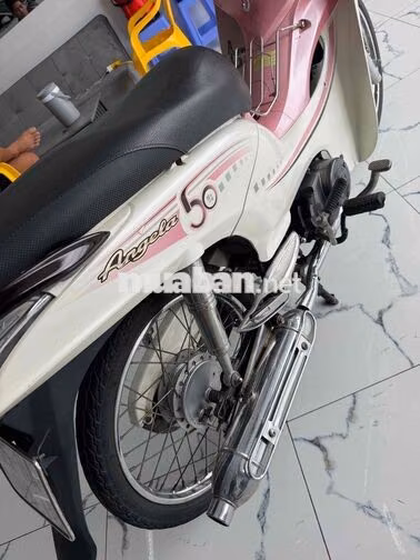 SYM Angela 50cc Trắng hồng