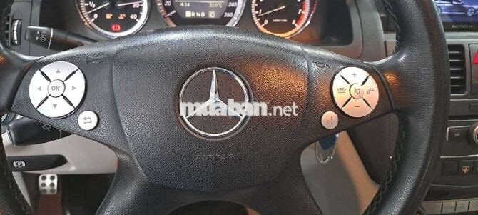 Mercedes C250 CGI Xám 146314 km
