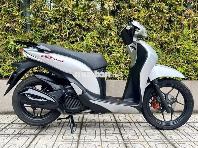 SH Mode bstp( nợ xấu đưa trước e 15tr nhận xe)