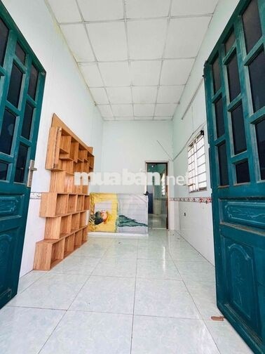 Mặt Tiền Cao Bá Quát gần cụm trường THPT Dĩ An
