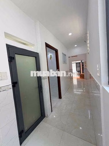 CHO THUÊ NHÀ NGUYÊN CĂN MẶT TIỀN ĐƯỜNG DIỆN TÍCH RỘNG P11 GÒ VẤP