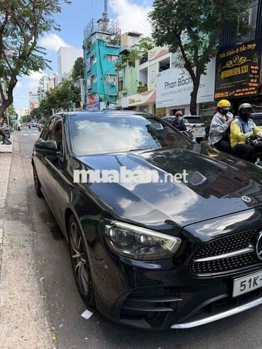 Mercedes-Benz E300 AMG 2021 Đen 43.000 km