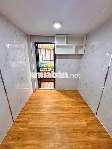 NHÀ MINI 3 TẦNG – CHỈ 1 TỶ 450 – MỚI ĐẸP, DỌN VÀO Ở NGAY