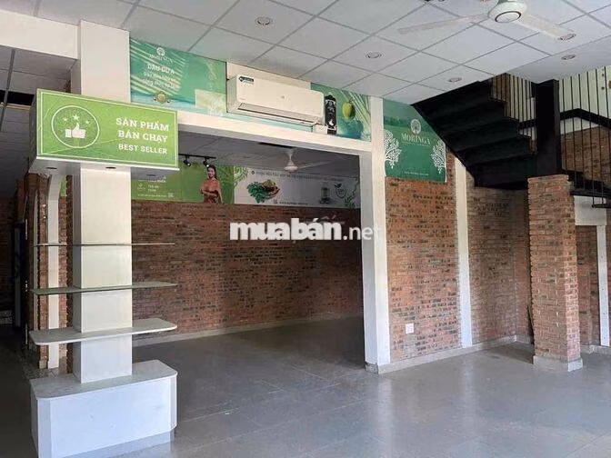 CHO THUÊ NHÀ 2 TẦNG MẶT TIỀN LÊ VĂN LƯƠNG – NGANG 15M CỰC RỘNG 🔥