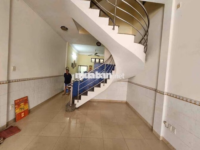 Bán Nhà 3 Tầng, đường Cao Lỗ, quận 8, Ngang 4m x 16m, Nhỉnh 11 tỷ