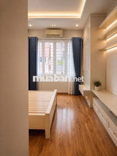CHỈ 23 TRIỆU – NHÀ PHÂN LÔ 5T MT 4,5M – Ô TÔ – SÁT HOÀNG QUỐC VIỆT.