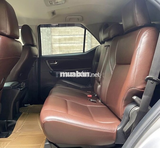 Toyota Fortuner MT 2020 Máy dầu - Bạc