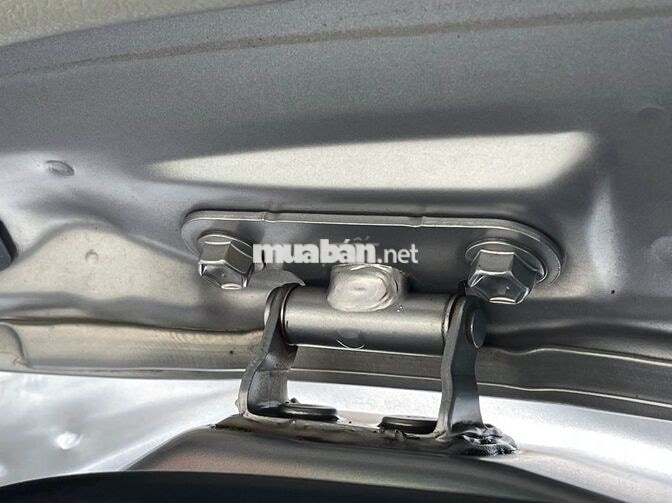 Toyota Fortuner MT 2020 Máy dầu - Bạc