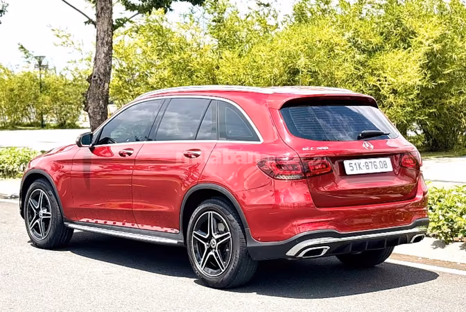 MERCEDES GLC 300 4MATIC 2022 - ĐỎ HYACINTH / ĐEN - 33.000KM - SIÊU CỌP