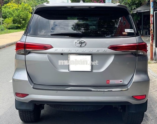 Toyota Fortuner MT 2020 Máy dầu - Bạc