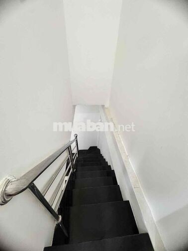 Bán nhà Tân Hưng, Quận 7 - 28.8m2 (3.2m × 9m) - 2 Tầng (1 Trệt 1 Lầu)