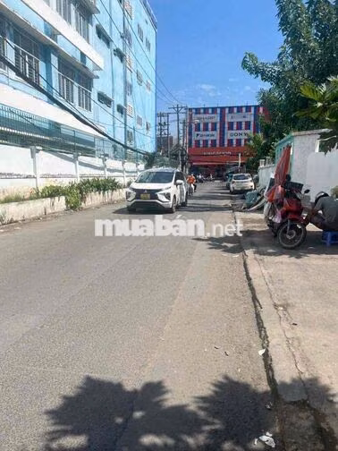 bán nhà mặt tiền hẻm 502 Huỳnh Tấn Phát 4 lầu giá 4 tỷ 890