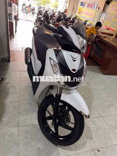 Honda SH 150i Trắng 150cc Ý