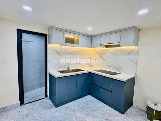 bán nhà mặt tiền hẻm 502 Huỳnh Tấn Phát 4 lầu giá 4 tỷ 890