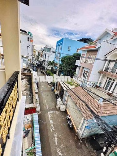 bán nhà mặt tiền hẻm 502 Huỳnh Tấn Phát 4 lầu giá 4 tỷ 890
