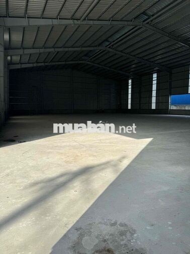 Xưởng Dĩ An 1400m/80tr Đường Container