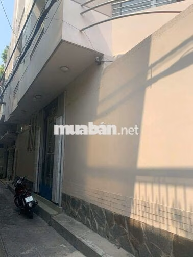 Cho thuê nhà Góc 2MT Lý Thánh Tông. DT: 4 x 16 - 4 Tầng. Giá: 18 Triệu