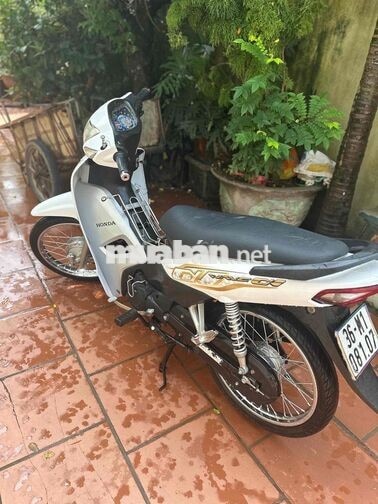 Honda Wave RSX Trắng Tiết kiệm xăng