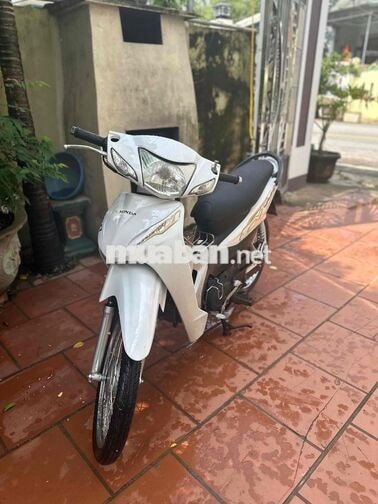 Honda Wave RSX Trắng Tiết kiệm xăng