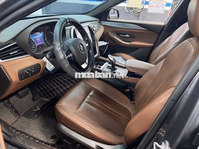 VinFast Lux A 2.0 Premium 2019 bản Full option