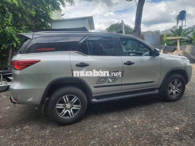 Toyota Fortuner 2021 Bạc 89399 km