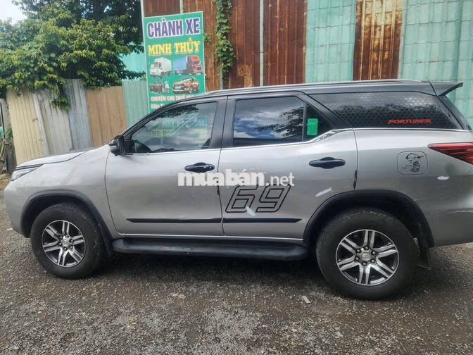 Toyota Fortuner 2021 Bạc 89399 km