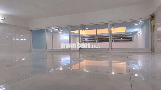 Bán căn hộ đường Trần Hữu Trang, Phú Nhuận, 41m2, 2 Phòng ngủ, 3.x tỷ