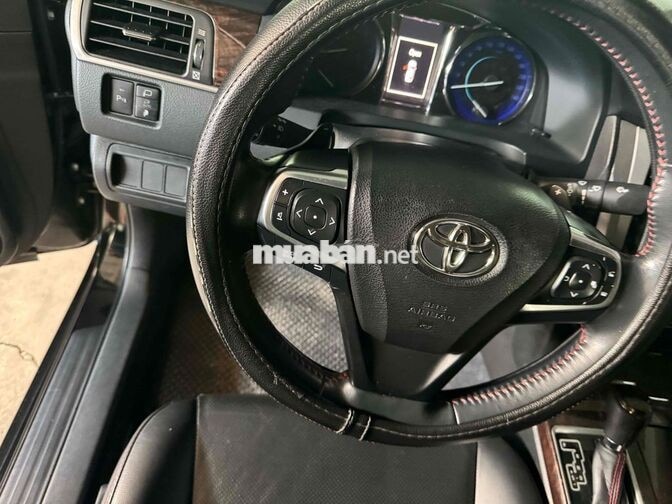 Toyota Camry 2.5Q sản xuất 2017