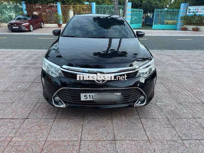 Toyota Camry 2.5Q sản xuất 2017