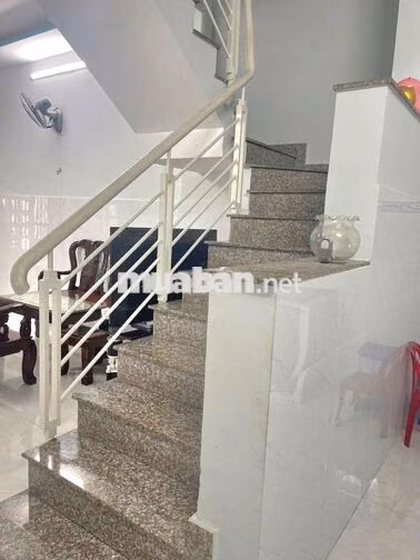BÁN NHÀ 2 TẦNG 4×16M - HẺM XE HƠI 5M - SÁT HỒ TRÁI TIM - P. BÌNH TÂN 