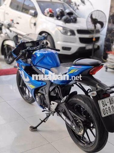 Suzuki GSX R150 2018 Xanh 2400km