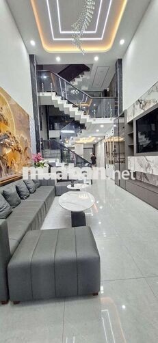 Cho thuê N Mới full nội thất. 4×22m.1 trệt- 1 lững 3 Lầu .Liên Khu 45