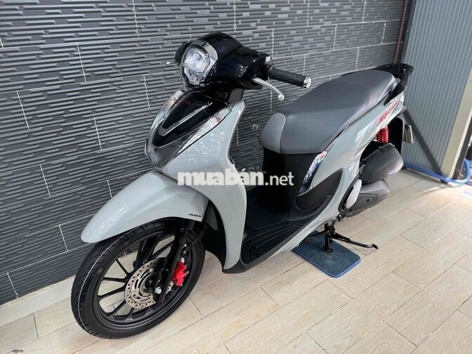 Honda SH Mode ABS 2025 Xám xi măng 5.000km
