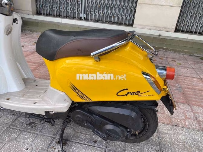 Honda Cree Scoopy 50cc Vàng trắng