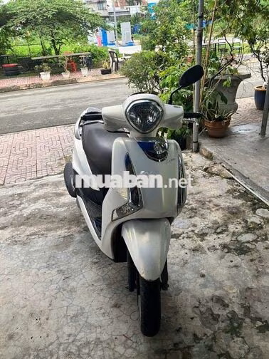 Yamaha Latte Trắng Xe tay ga